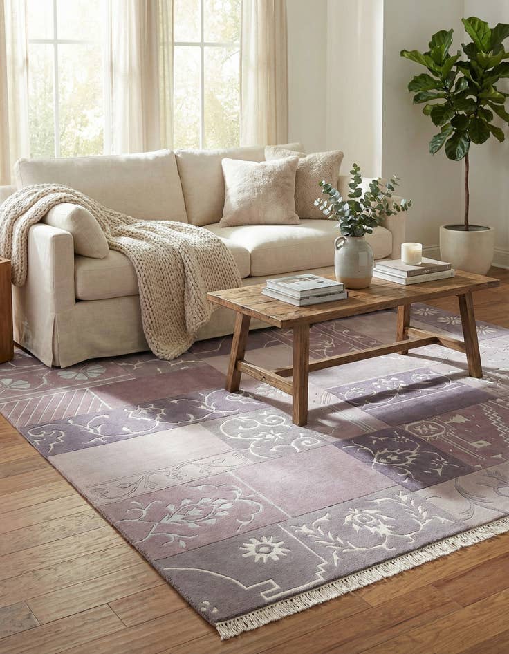 Detail image of 4' 7 x 6' 9  Hand Knotted Darya Wool Rug