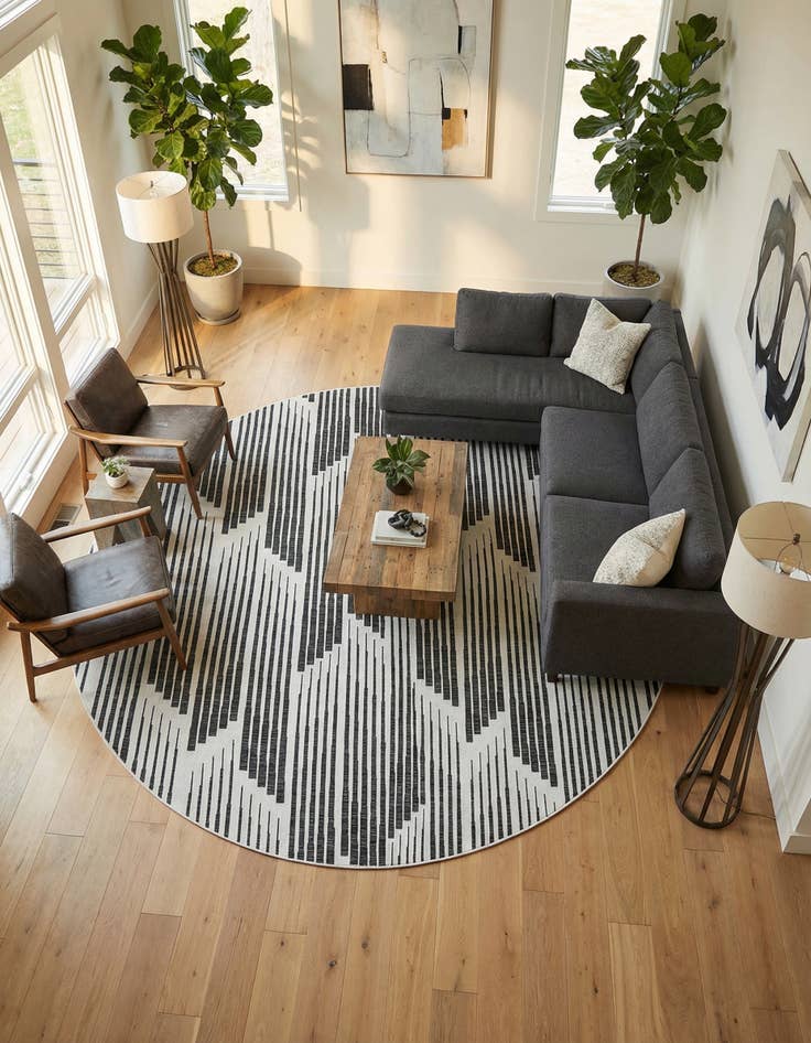 Detail image of 12' x 12'  Washable Modern Indoor / Outdoor Round Rug