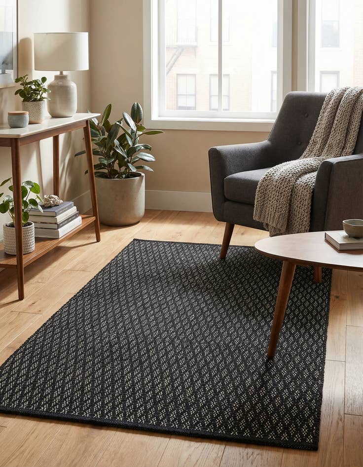 Detail image of 3' 3 x 5' 3  Hand Woven Lattice Wool Rug