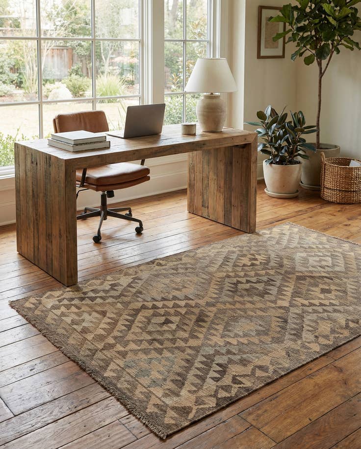 Detail image of 3' 4 x 5' 3 Hand Woven Kilim Maymana Wool Rug