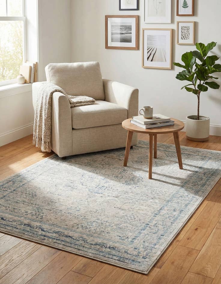 Detail image of 4' x 5' 7 Noble Rug