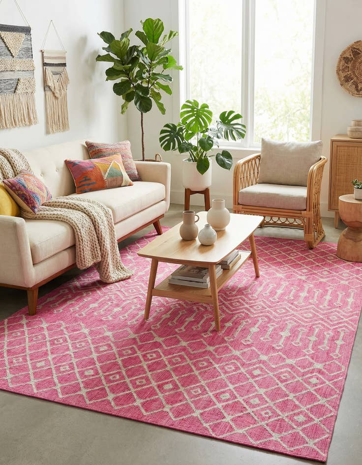 Detail image of 7' 10 x 11'  Washable Trellis Indoor / Outdoor Rug
