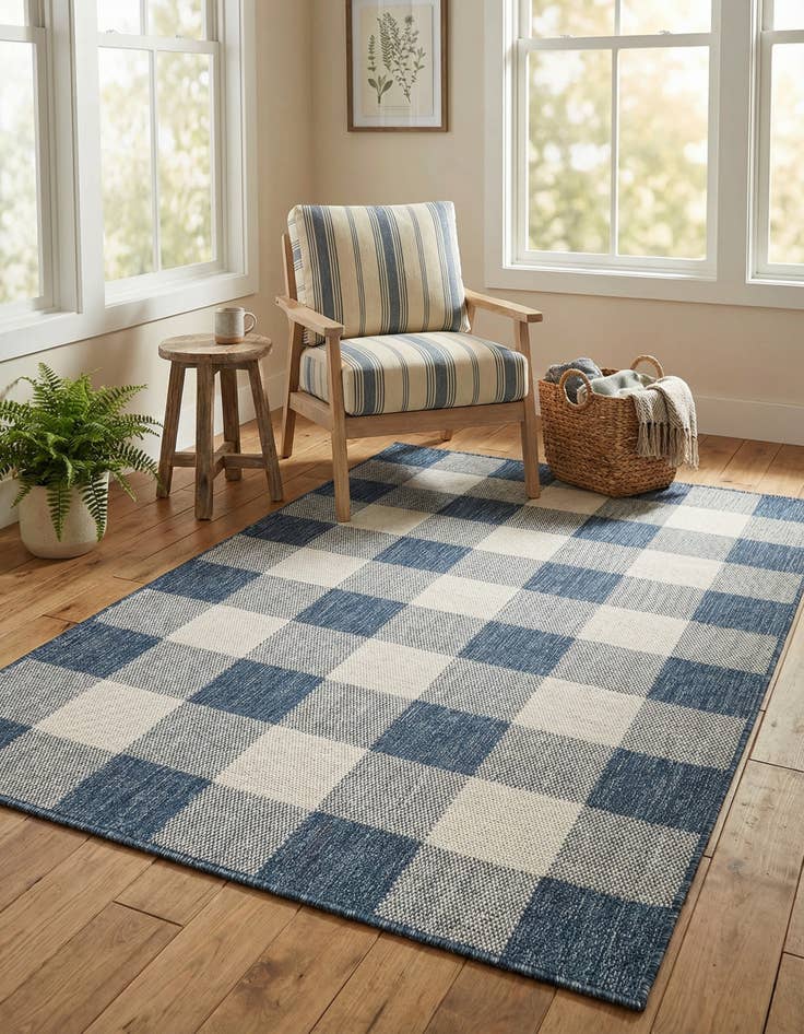 Detail image of 4' x 6' Easy-Clean Checkered Indoor / Outdoor Rug