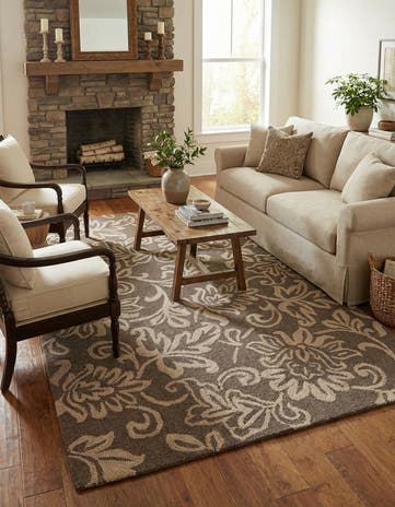 5' 1 x 8' Agra Wool Rug