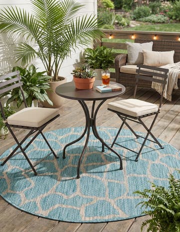 Light Aqua Easy-Clean Safari Indoor / Outdoor Round Rug