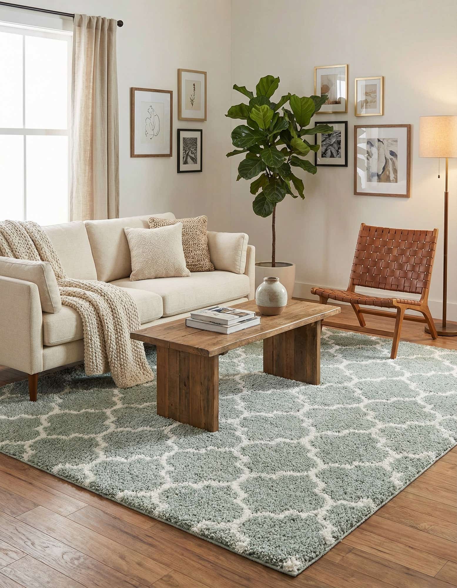7' 10 x 7' 10 Moroccan Shag Square Rug
