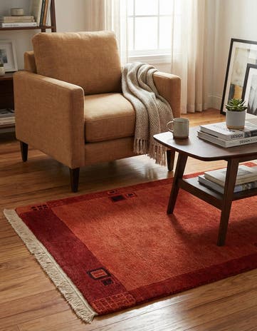 2' 2 x 3' 2 Hand Knotted Nepal Wool Rug