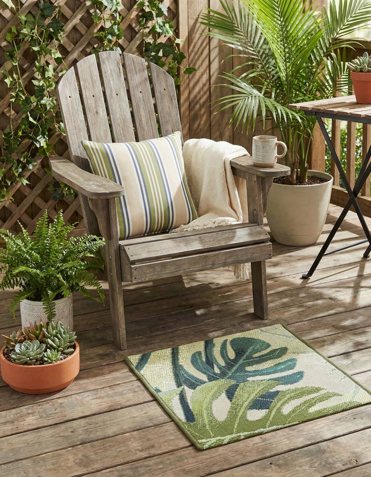 Detail image of  1' 4 x 1' 4  Washable Botanical Indoor / Outdoor Sample Rug