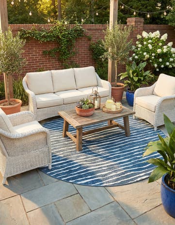 Blue Easy-Clean Sabrina Soto Ola Indoor / Outdoor Round Rug
