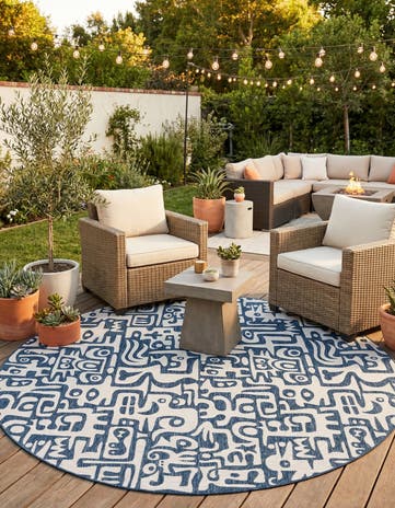 12' x 12' Easy-Clean Modern Indoor / Outdoor Round Rug