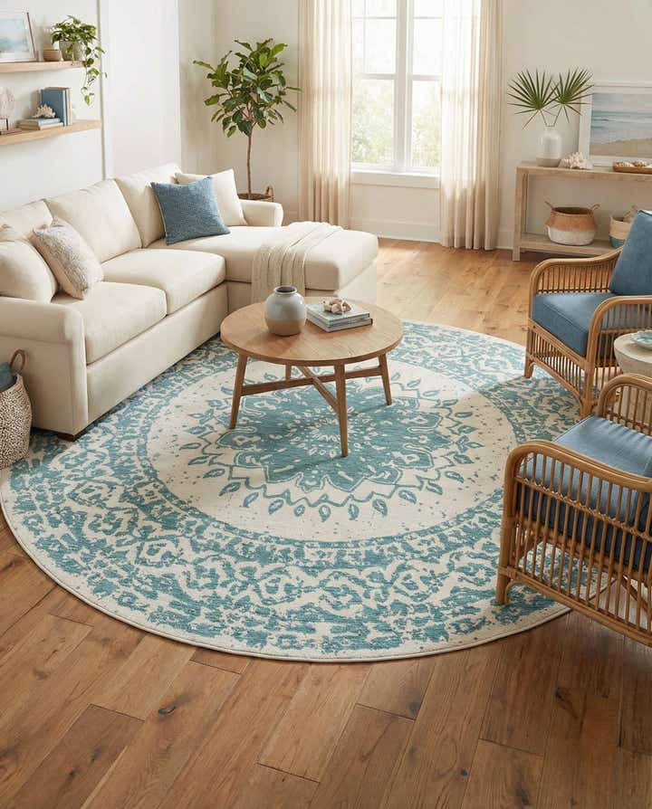 10' x 10' Easy-Clean Traditional Indoor / Outdoor Round Rug