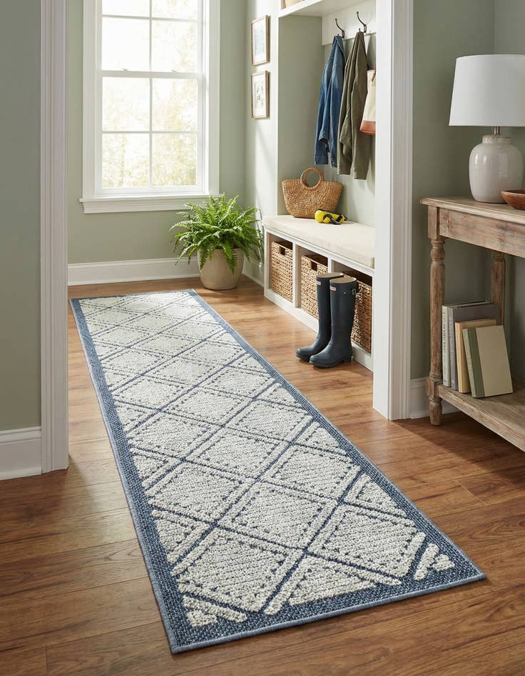 Detail image of  2' x 6' 1  Washable Lattice Indoor / Outdoor Runner Rug