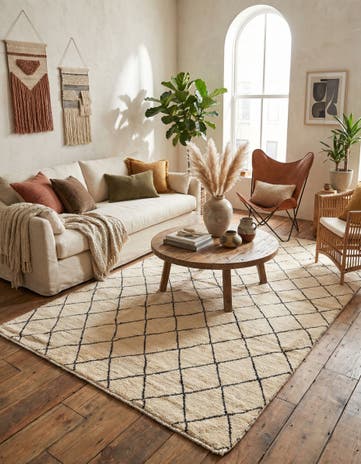 5' 3 x 7' 8 Hand Knotted Moroccan Wool Rug