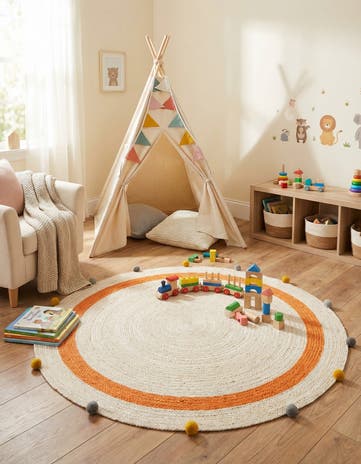 5' 1 x 5' 1 Hand Braided Kids Braided Jute Round Rug