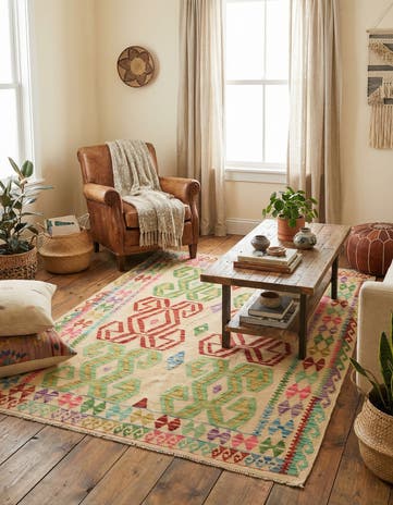 4' 9 x 6' 7 Hand Woven Kilim Maymana Wool Rug