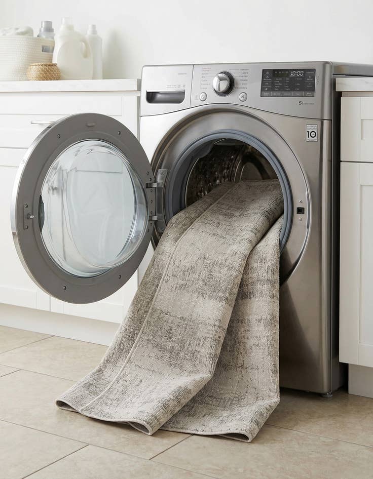 Detail image of  7' x 10'  Washable Modern Indoor / Outdoor Rug