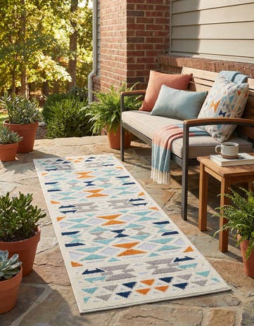2' x 6' Easy-Clean Aruba Indoor / Outdoor Runner Rug