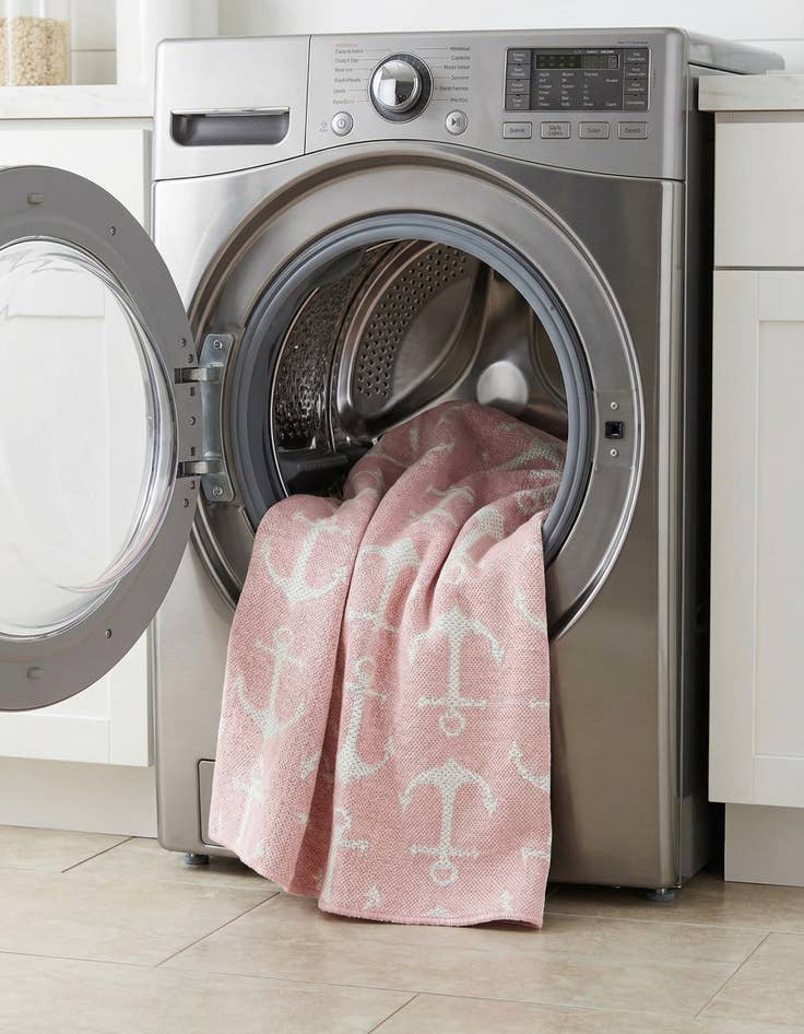 Detail image of  3' x 5' 3  Washable Coastal Indoor / Outdoor Rug