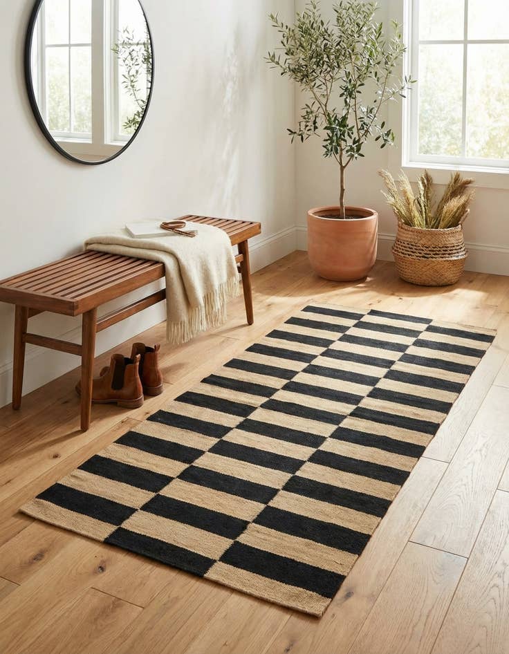 Detail image of 2' 7 x 4'  Hand Woven Kilim Modern Wool Rug