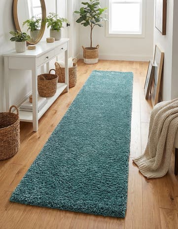 2' x 8' Jill Zarin Shaggy Chic Runner Rug