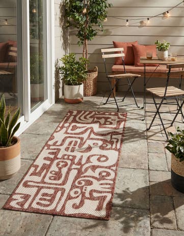 2' x 5' 3 Easy-Clean Modern Indoor / Outdoor Runner Rug