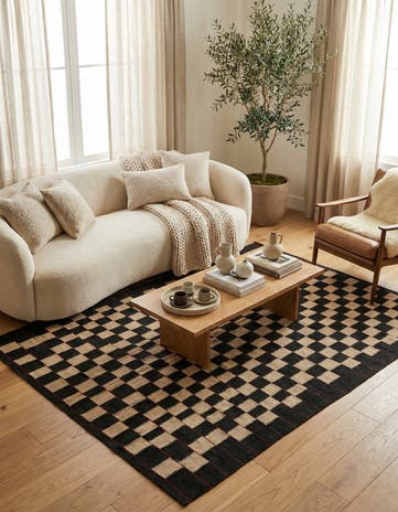 4' 3 x 5' 8 Hand Woven Kilim Modern Wool Rug