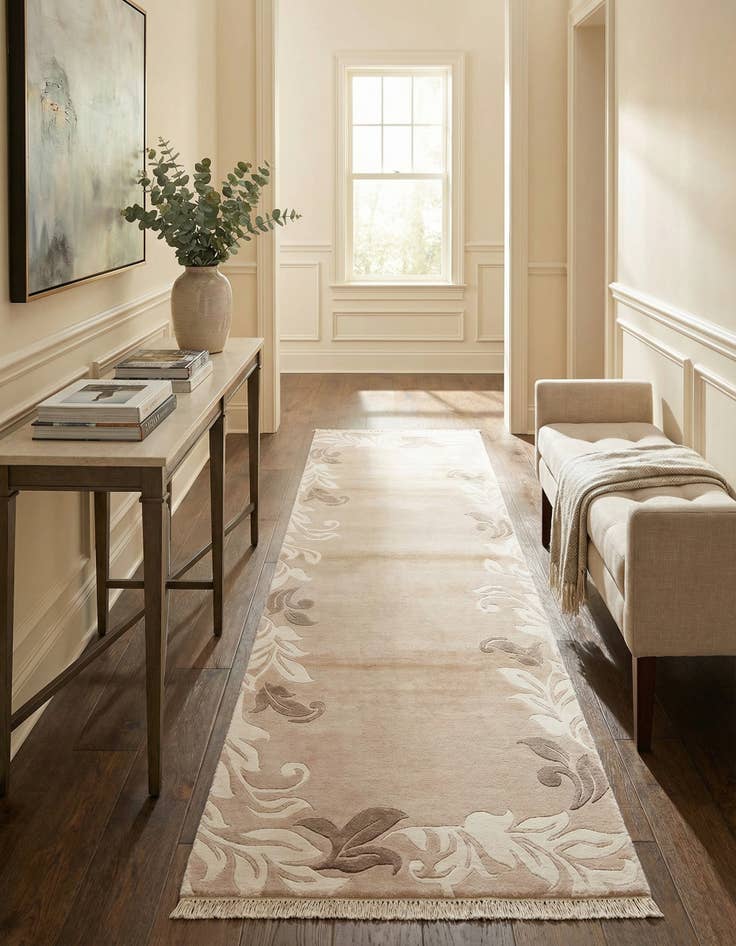 Detail image of 2' 7 x 9' 11  Hand Knotted Darya Wool Runner Rug