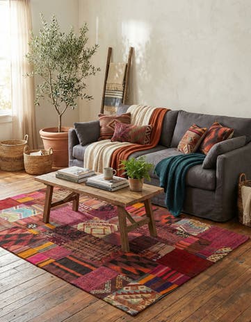 4' 10 x 6' 6 Hand Woven Kilim Patchwork Wool Rug