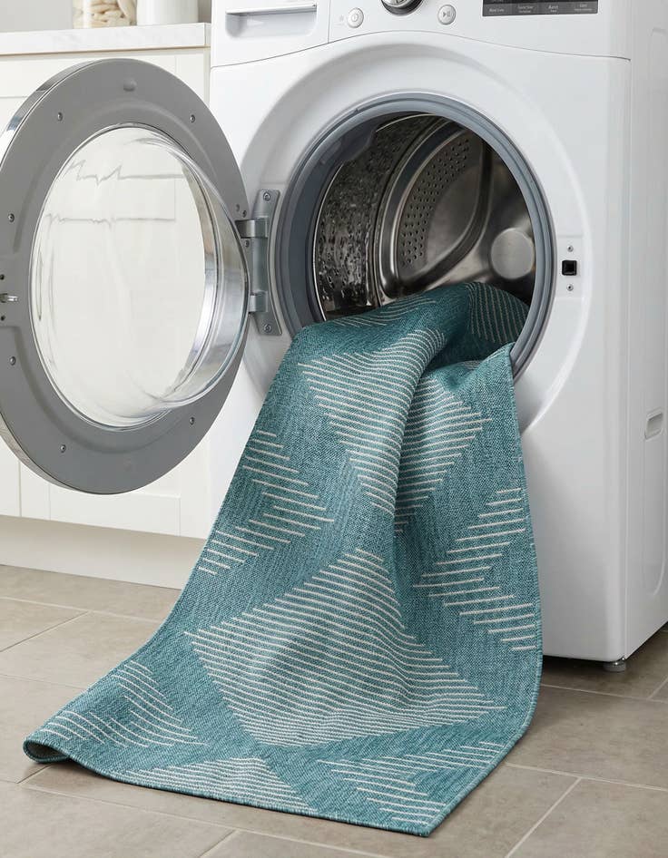 Detail image of  3' 3 x 14'  Washable Modern Indoor / Outdoor Runner Rug