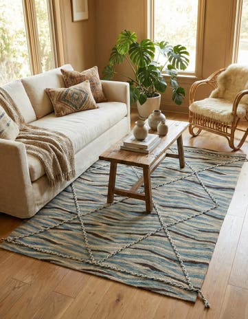 4' 8 x 6' Hand Knotted Moroccan Wool Rug