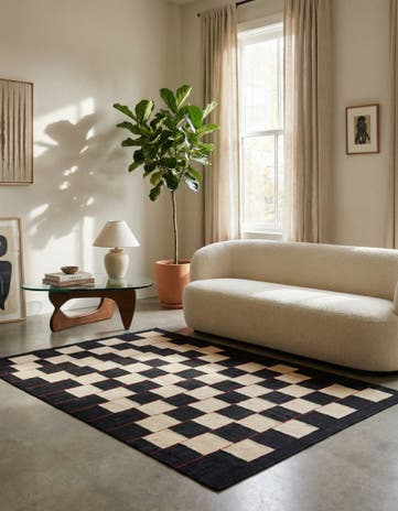 4' 4 x 6' Hand Woven Kilim Modern Wool Rug