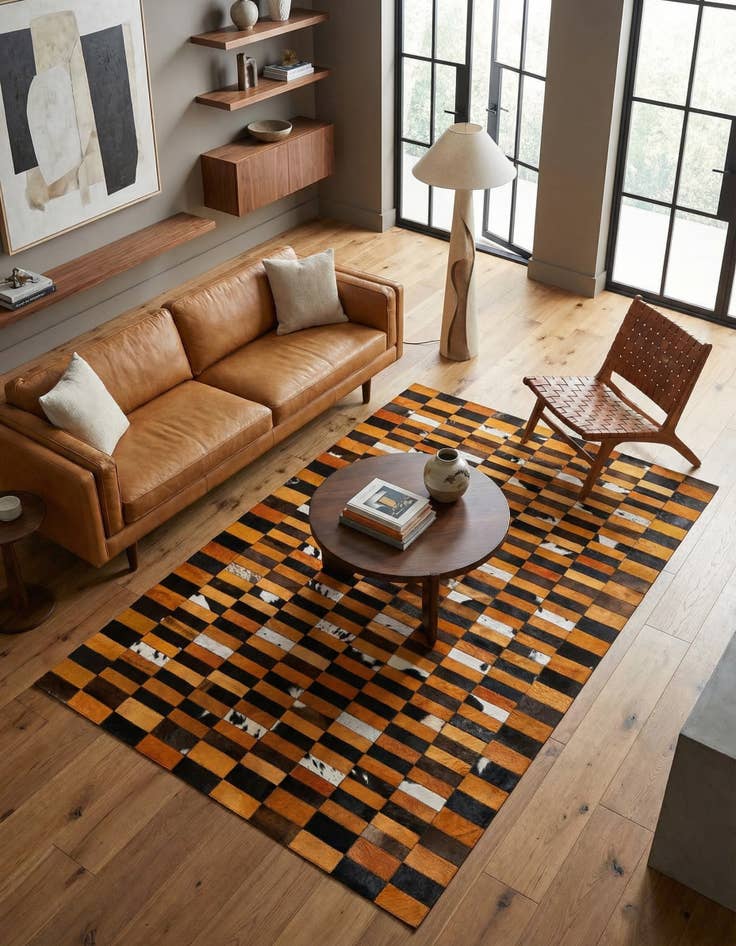 Detail image of 5' 1 x 7' 11 Cowhide - Patchwork Rug