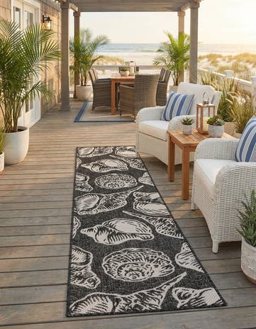 Black and White Easy-Clean Coastal Indoor / Outdoor Runner Rug