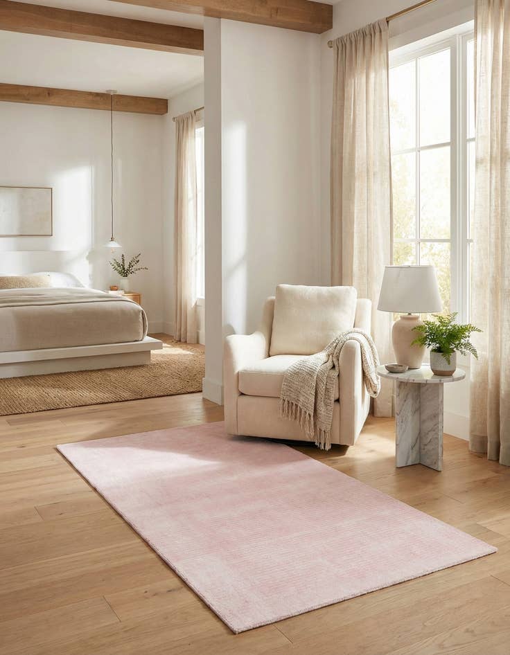 Detail image of 2' 8 x 4' 11  Hand Knotted Darya Wool Rug