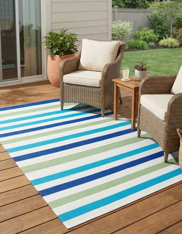 5' x 8' Easy-Clean Vista Breeze Indoor / Outdoor Rug