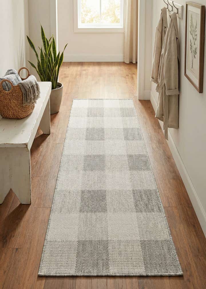 2' x 5' 3 Easy-Clean Checkered Indoor / Outdoor Runner Rug