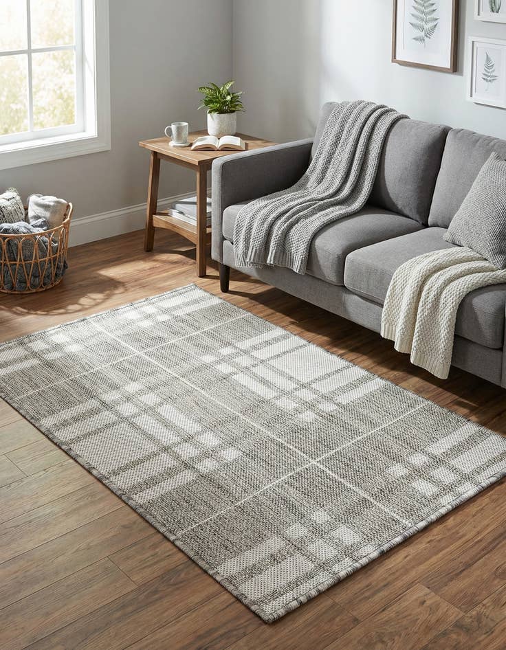 Detail image of 2' x 3'  Washable Checkered Indoor / Outdoor Rug