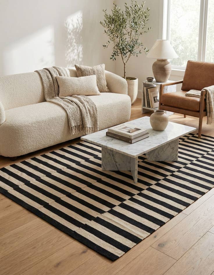 Detail image of  5' 7 x 7' 9  Hand Woven Kilim Modern Wool Rug