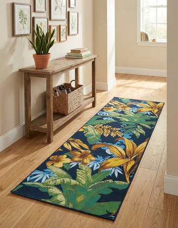 2' 7 x 5' 3 Easy-Clean Botanical Indoor / Outdoor Runner Rug