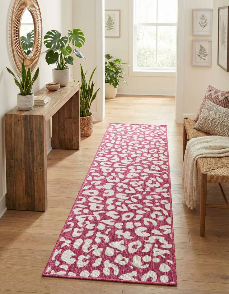 Detail image of  2' x 8'  Washable Safari Indoor / Outdoor Runner Rug