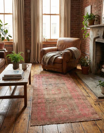 2' 8 x 5' 7 Hand Knotted Ultra Vintage Persian Wool Rug