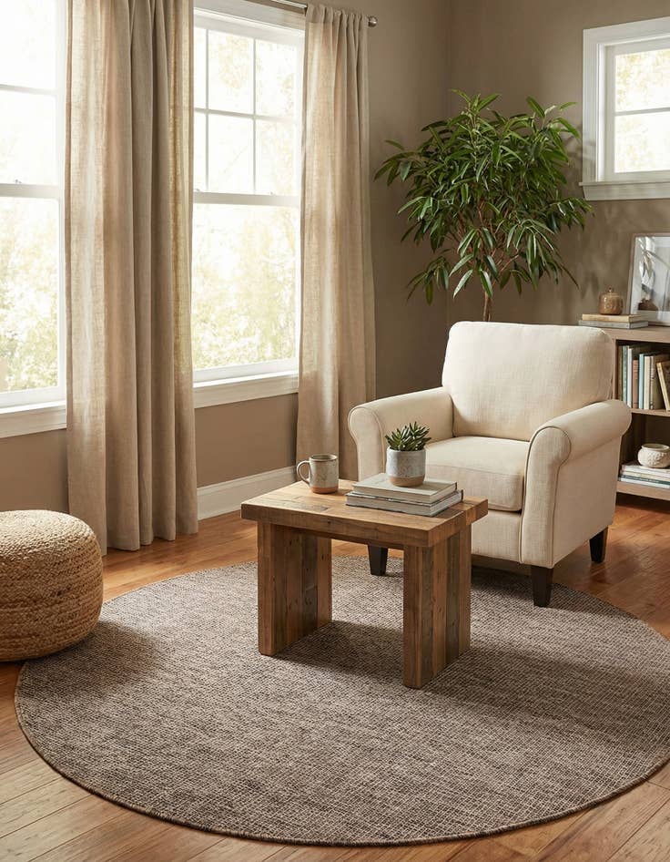 Detail image of 6' 1 x 6' 1  Washable Solid Indoor / Outdoor Round Rug