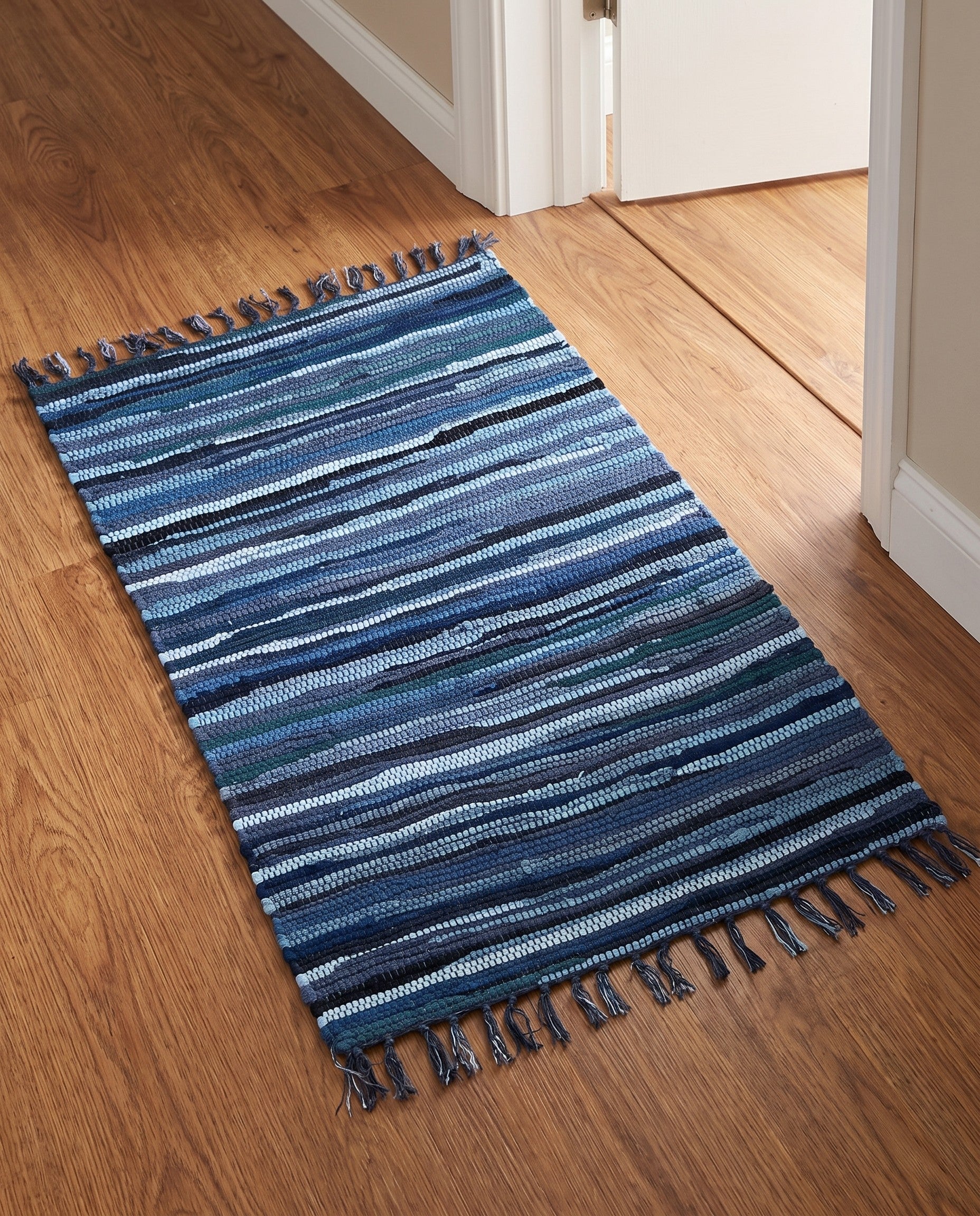 2' 2 x 3' Hand Woven Chindi Cotton Rug