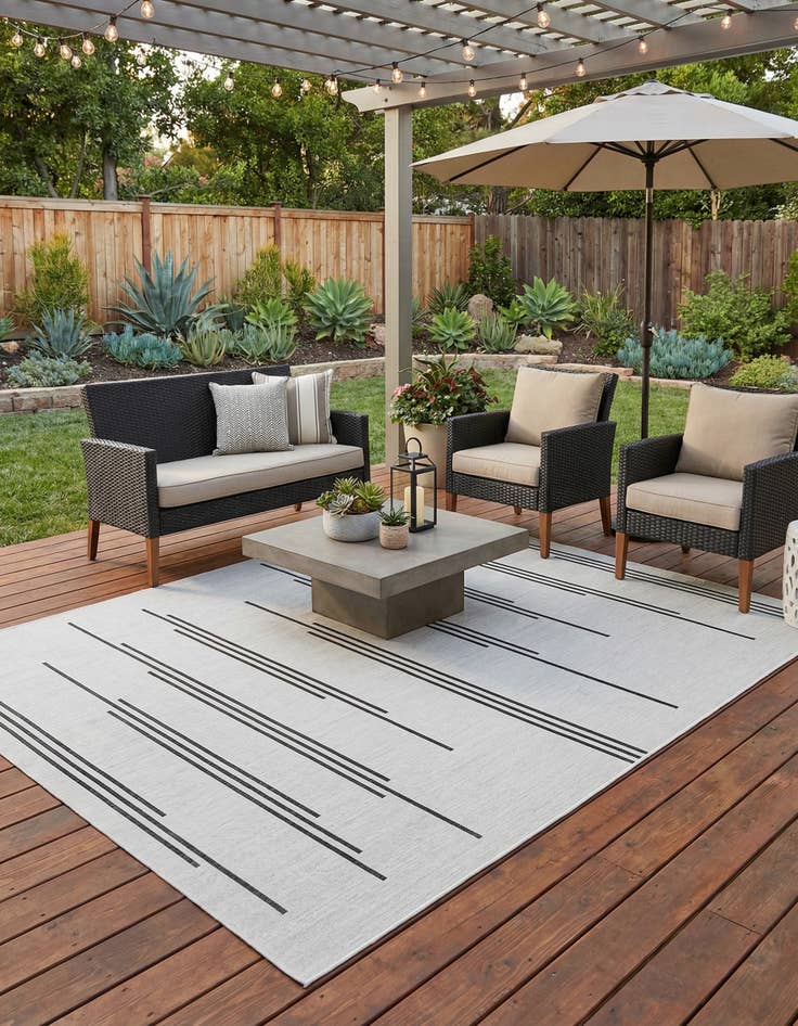 Detail image of 7' 10 x 10'  Washable Modern Indoor / Outdoor Rug