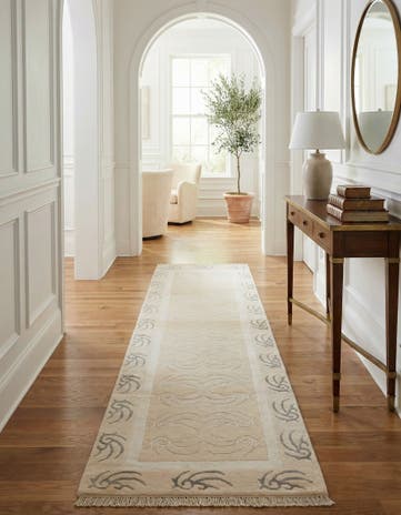 2' 8 x 9' 9 Hand Knotted Darya Wool Runner Rug