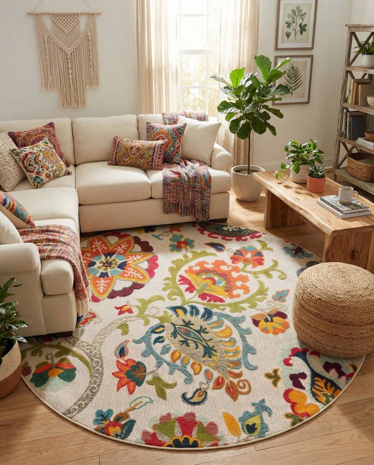 Detail image of 7' 10 x 7' 10 Easy-Clean Casablanca Indoor / Outdoor Round Rug