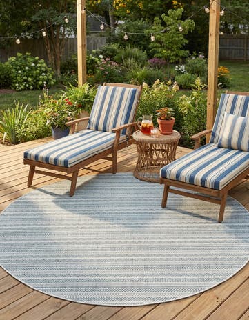 7' 10 x 7' 10 Easy-Clean Ribbon Indoor / Outdoor Round Rug