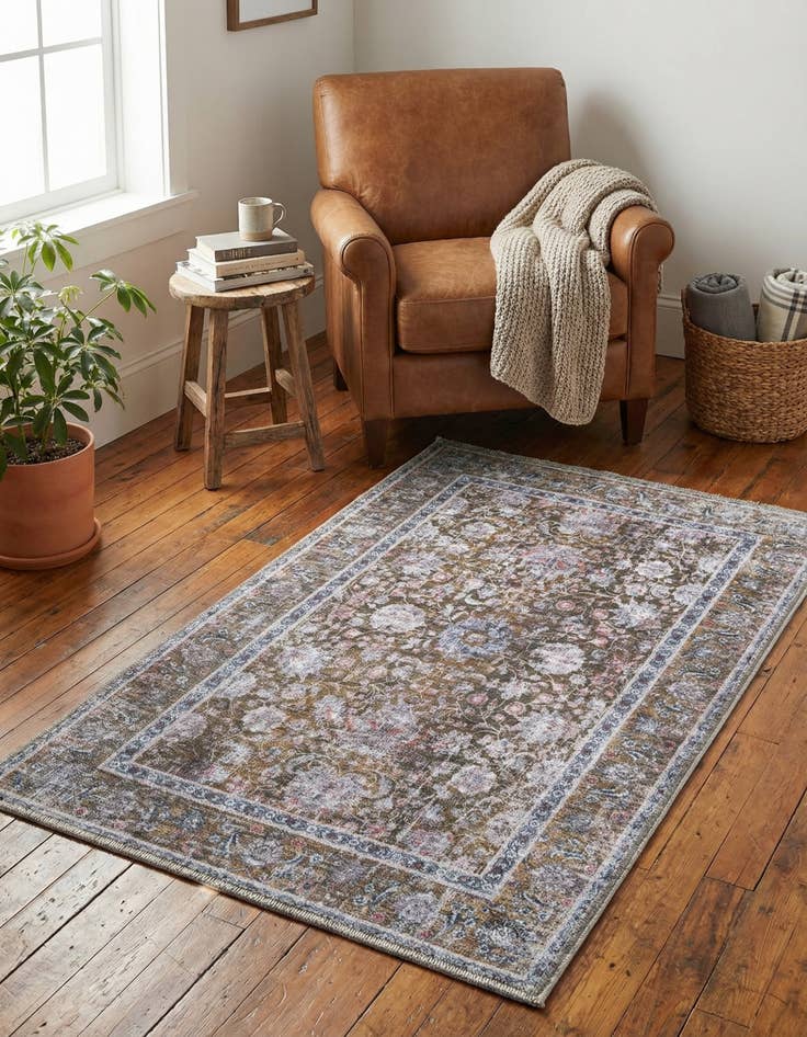 Detail image of 2' x 3' Yara Rug