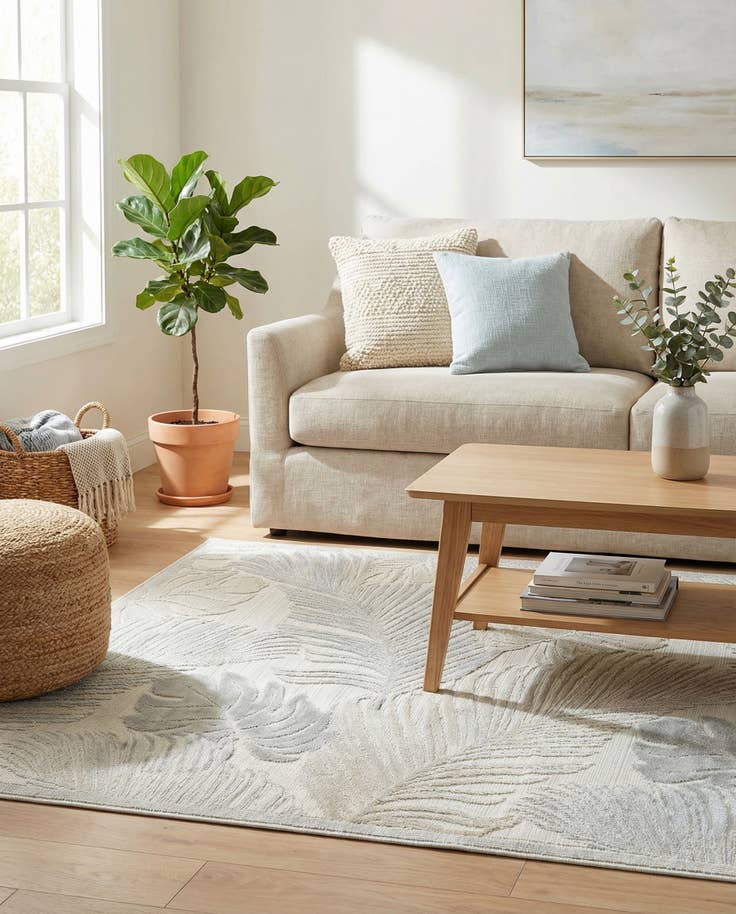 Detail image of 4' 5 x 6' Easy-Clean Botanical Indoor / Outdoor Rug