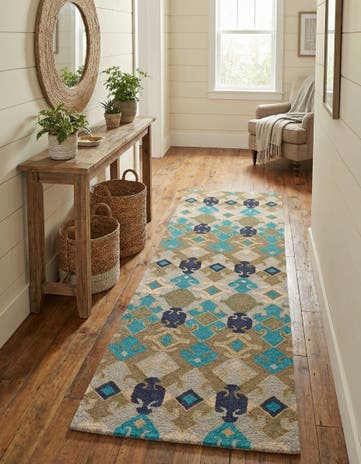 2' 7 x 8' Luna Runner Rug